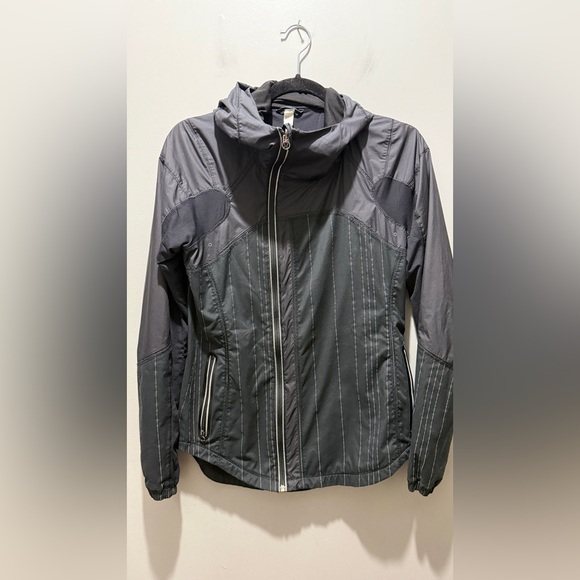 Lululemon Run: Get Up And Glow - Black - Picture 5 of 11